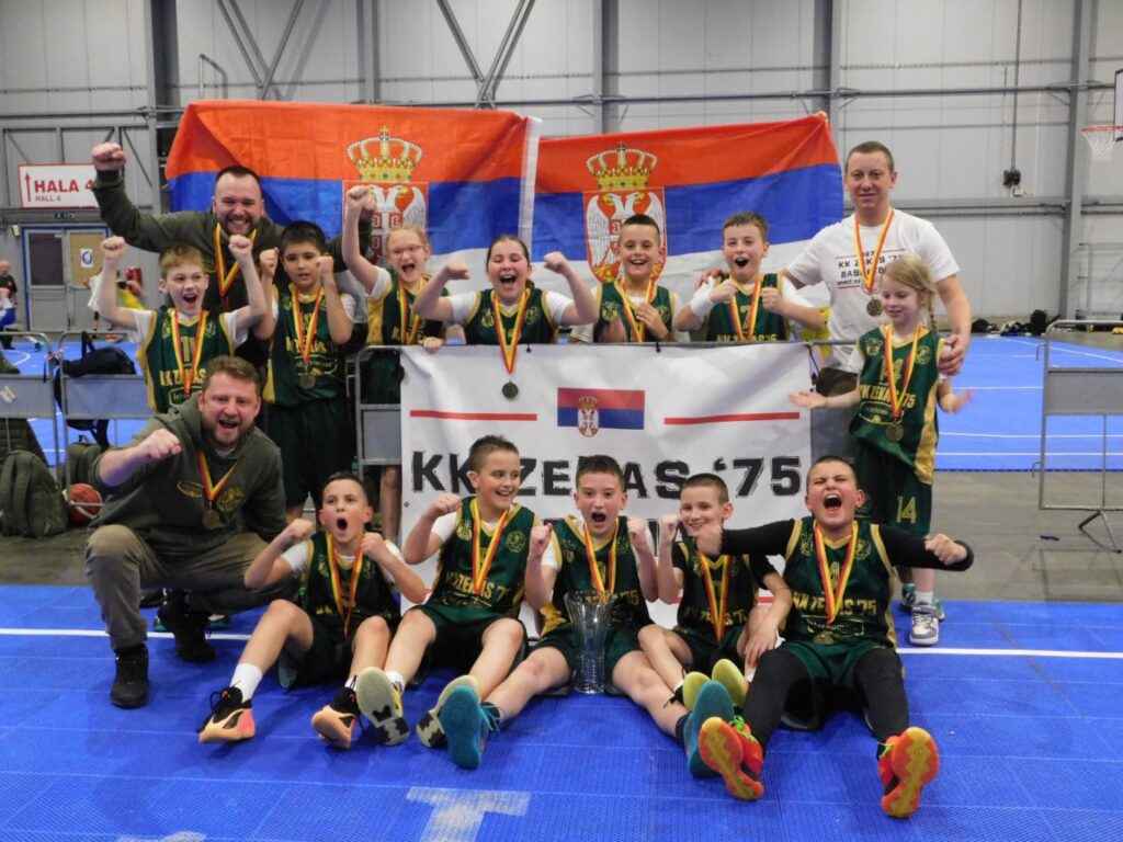 Minibasket ekipa KK “Zekas ’75” iz Rače pobednik turnira u Pragu